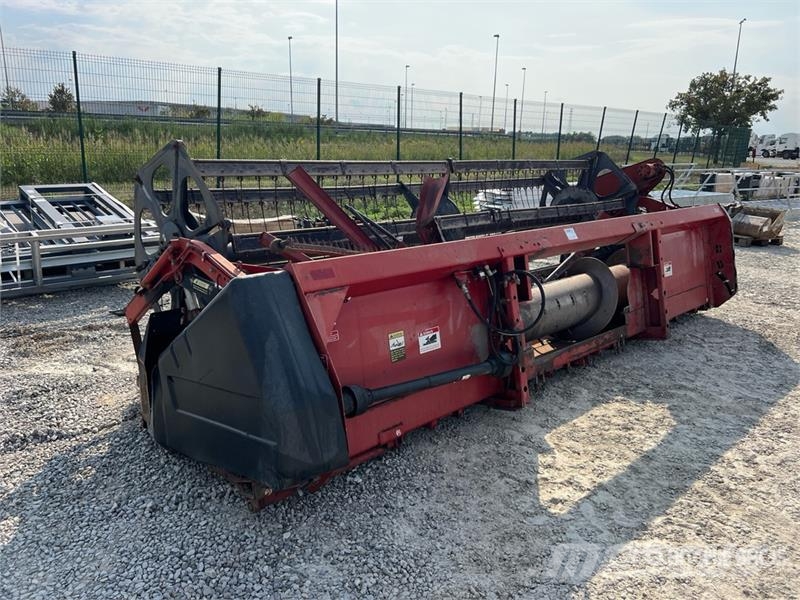 CASE 1020 Kombajnove hlavice