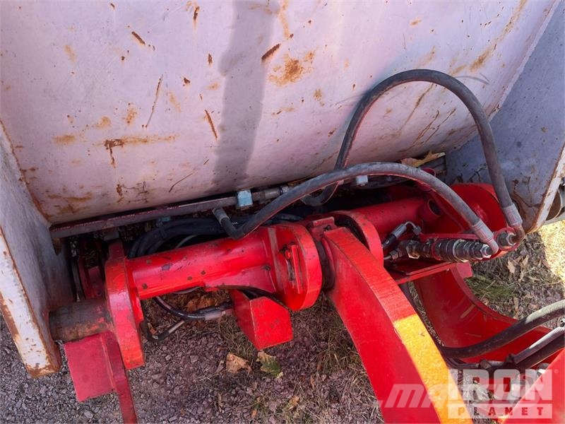 CASE 121F Wheel Loader Iekrāvēji uz riteņiem