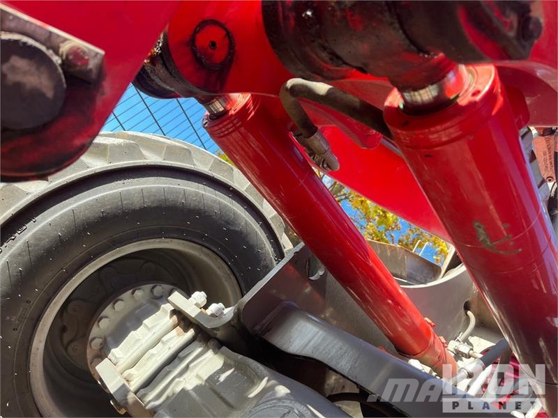 CASE 121F Wheel Loader Iekrāvēji uz riteņiem