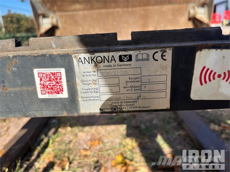 CASE 121F Wheel Loader Iekrāvēji uz riteņiem
