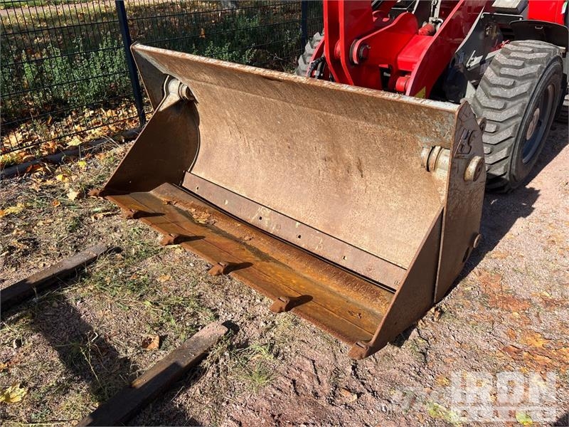 CASE 121F Wheel Loader Iekrāvēji uz riteņiem