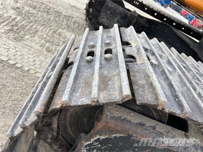 CASE 135SR Tracked Excavator 大型油圧ショベル12t以上(パワーショベル・ユンボ)
