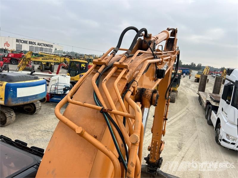 CASE 135SR Tracked Excavator 大型油圧ショベル12t以上(パワーショベル・ユンボ)