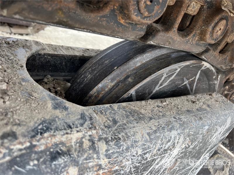 CASE 135SR Tracked Excavator 大型油圧ショベル12t以上(パワーショベル・ユンボ)