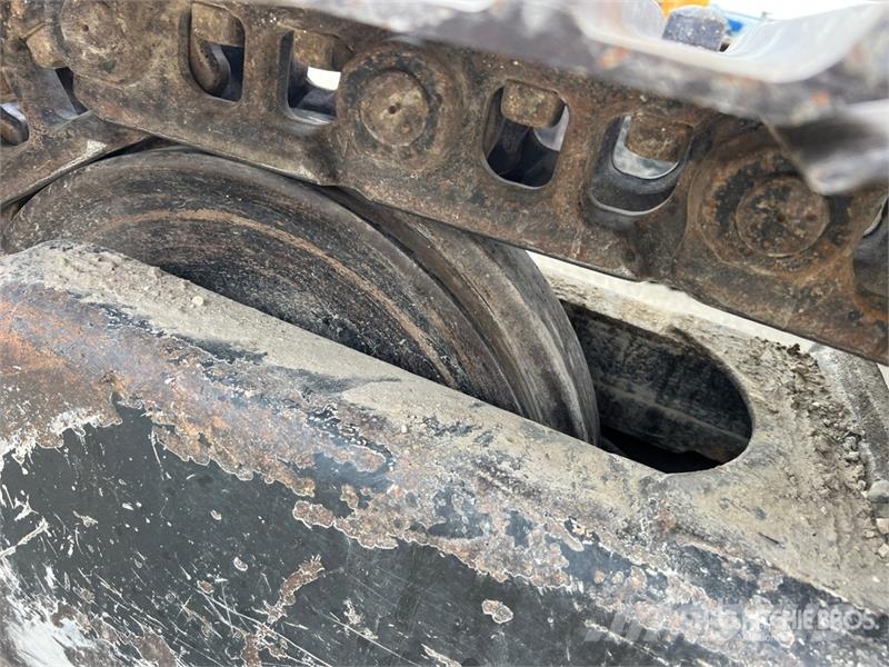 CASE 135SR Tracked Excavator 大型油圧ショベル12t以上(パワーショベル・ユンボ)