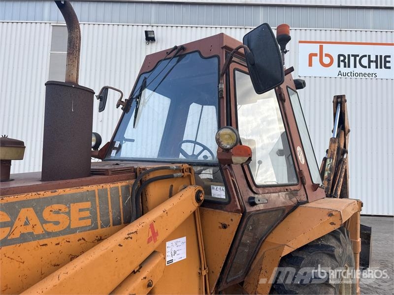 CASE 580G 4x4 Chargeuse Pelleteuse Backhoe Loader Rýpadlo-nakladače