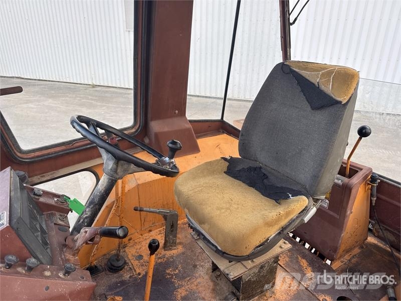 CASE 580G 4x4 Chargeuse Pelleteuse Backhoe Loader Rýpadlo-nakladače