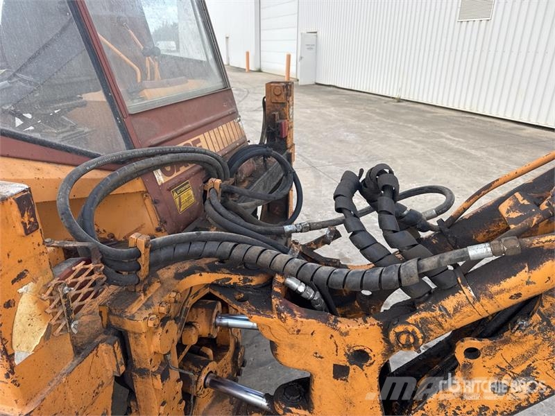 CASE 580G 4x4 Chargeuse Pelleteuse Backhoe Loader Rýpadlo-nakladače