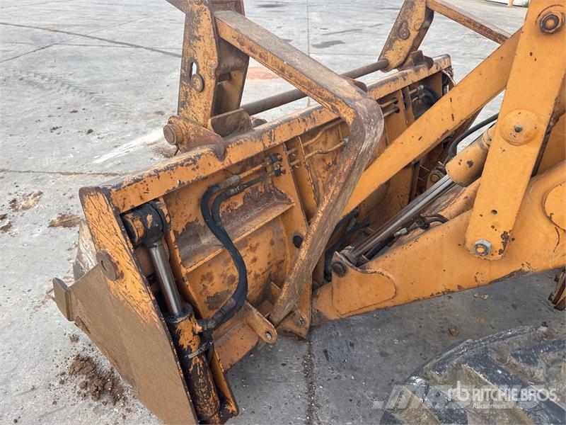 CASE 580G 4x4 Chargeuse Pelleteuse Backhoe Loader Rýpadlo-nakladače