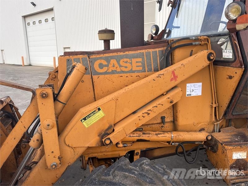 CASE 580G 4x4 Chargeuse Pelleteuse Backhoe Loader Rýpadlo-nakladače