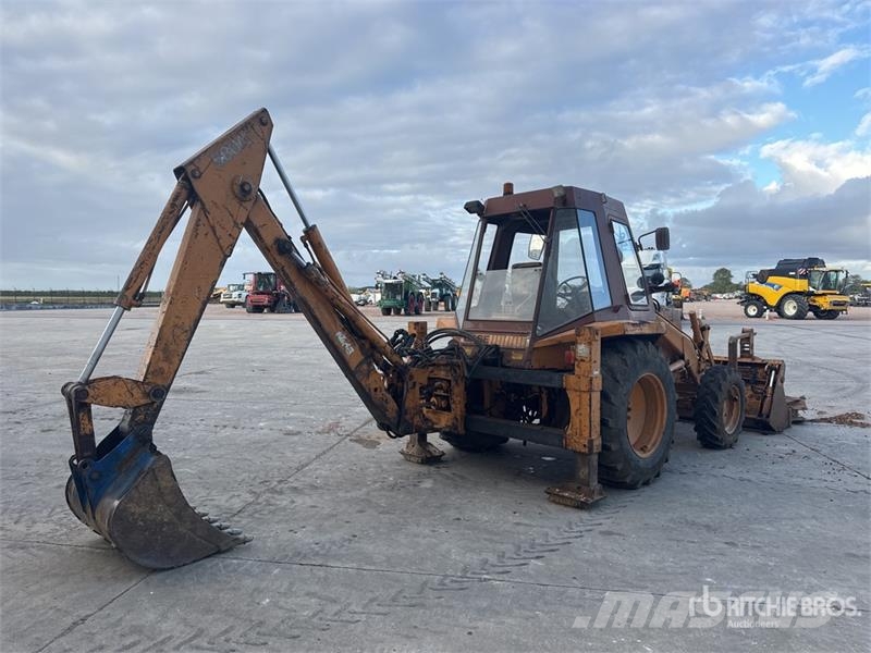 CASE 580G 4x4 Chargeuse Pelleteuse Backhoe Loader Rýpadlo-nakladače