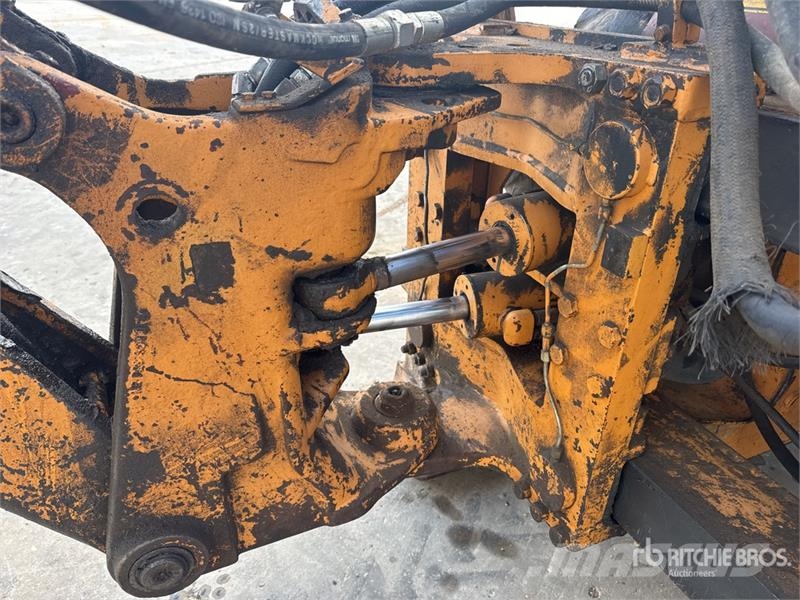 CASE 580G 4x4 Chargeuse Pelleteuse Backhoe Loader Rýpadlo-nakladače