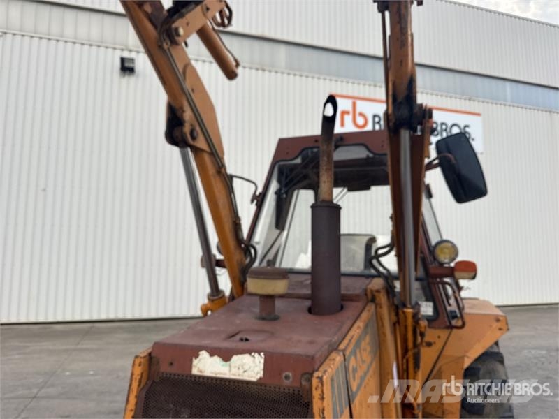 CASE 580G 4x4 Chargeuse Pelleteuse Backhoe Loader Rýpadlo-nakladače