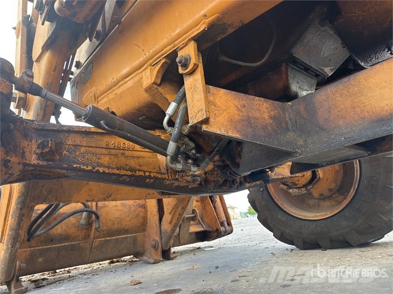 CASE 580G 4x4 Chargeuse Pelleteuse Backhoe Loader Rýpadlo-nakladače