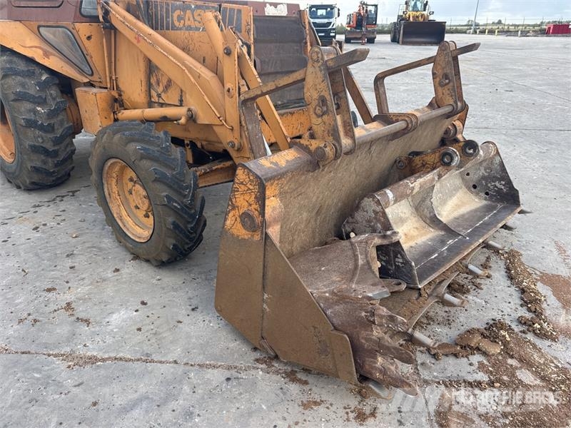 CASE 580G 4x4 Chargeuse Pelleteuse Backhoe Loader Rýpadlo-nakladače