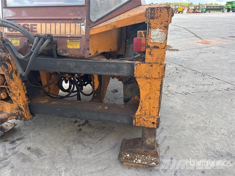 CASE 580G 4x4 Chargeuse Pelleteuse Backhoe Loader Rýpadlo-nakladače