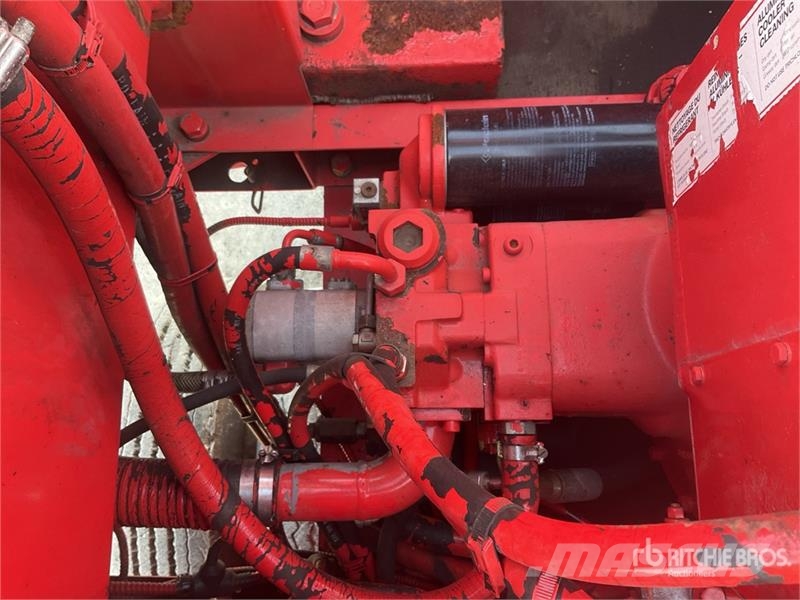 CASE 61 P Wheel Excavator Wielgraafmachines