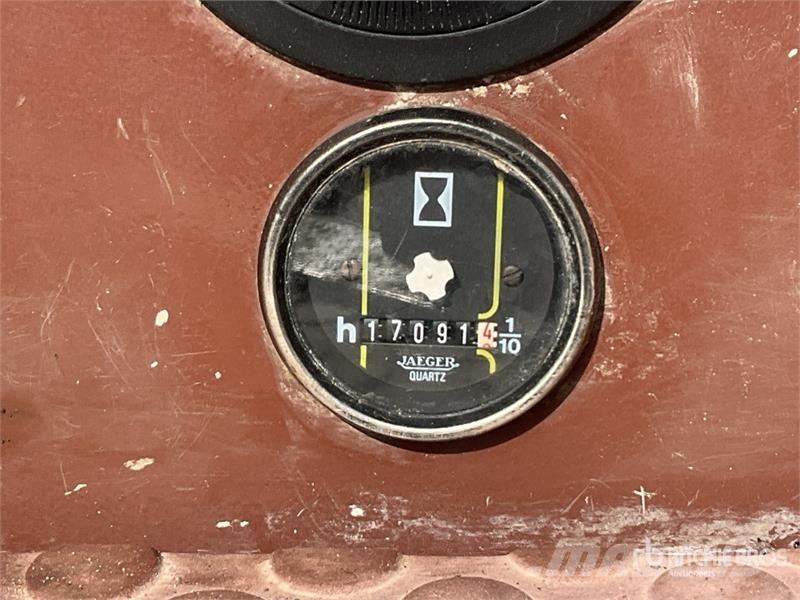 CASE 61 P Wheel Excavator Wielgraafmachines