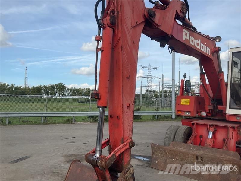 CASE 61 P Wheel Excavator Wielgraafmachines