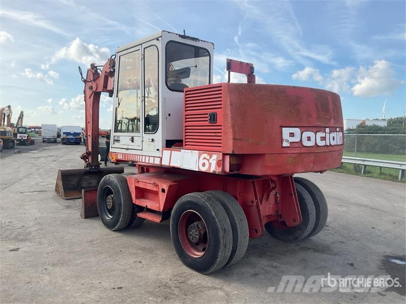 CASE 61 P Wheel Excavator Wielgraafmachines