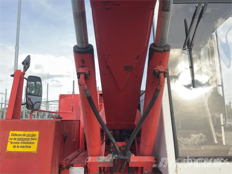 CASE 61 P Wheel Excavator Wielgraafmachines