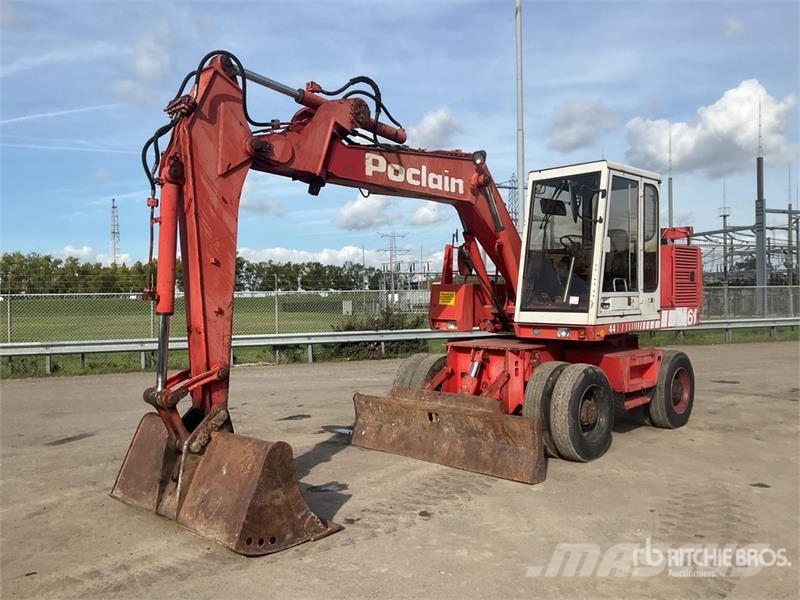 CASE 61 P Wheel Excavator Wielgraafmachines