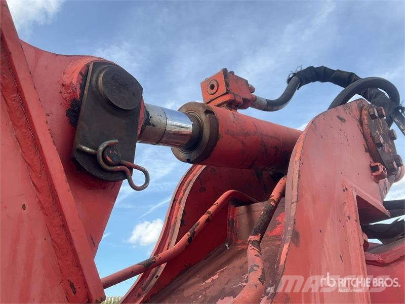 CASE 61 P Wheel Excavator Wielgraafmachines