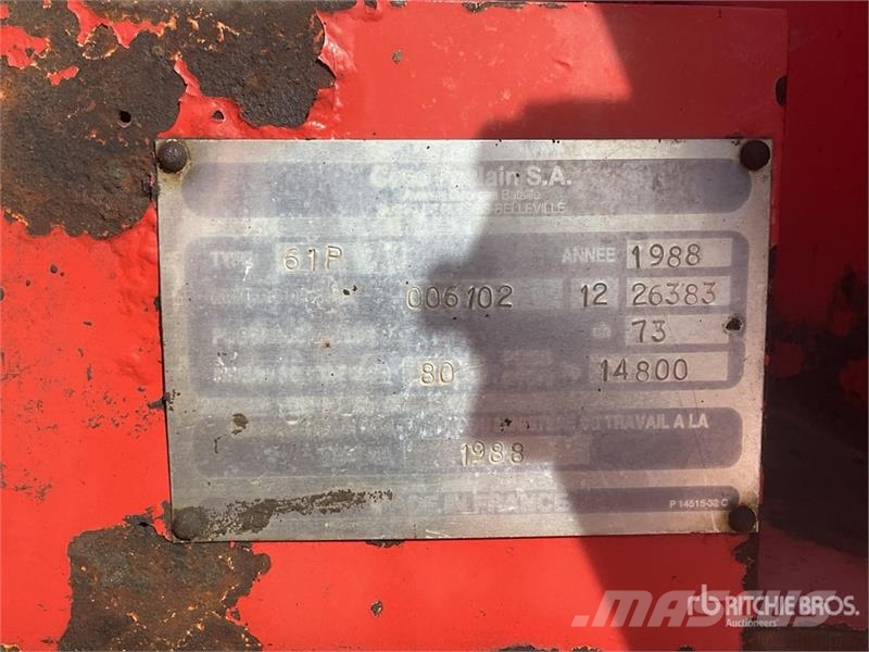 CASE 61 P Wheel Excavator Wielgraafmachines