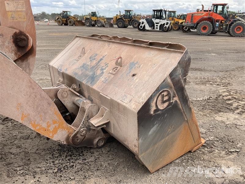 CASE 621F Hjullastare