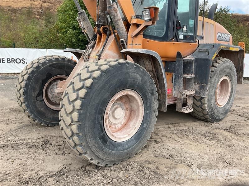CASE 621F Hjullastare