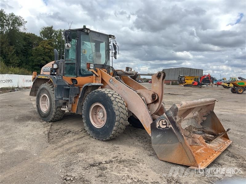 CASE 621F Hjullastare