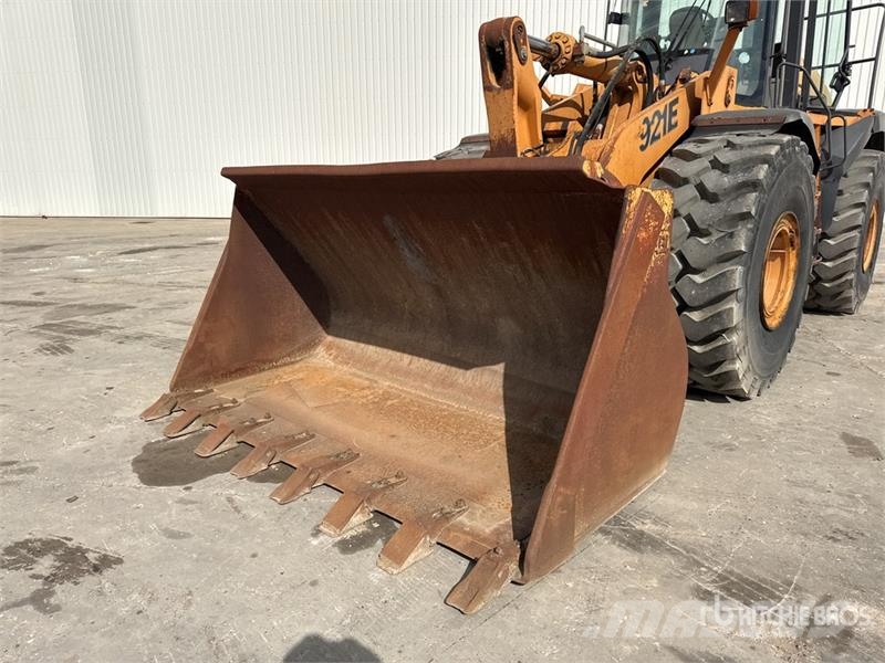 CASE 921F Chargeuse Sur Pneus Wheel Loader Wheel loaders