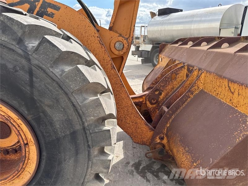 CASE 921F Chargeuse Sur Pneus Wheel Loader Wheel loaders