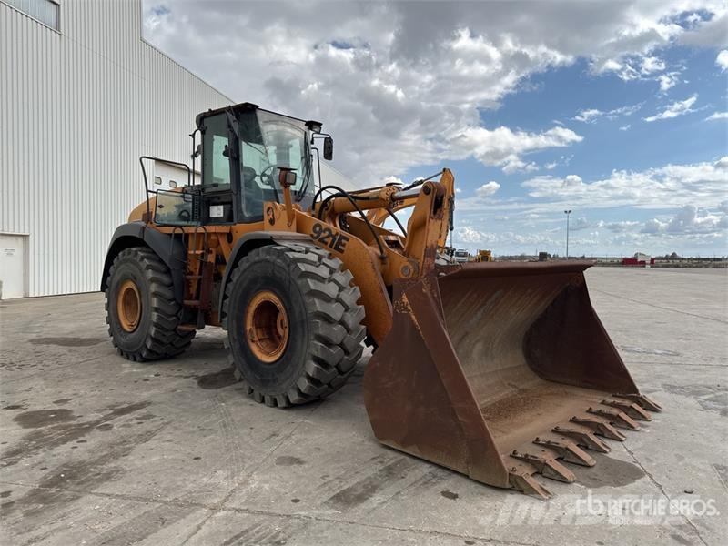 CASE 921F Chargeuse Sur Pneus Wheel Loader Wheel loaders