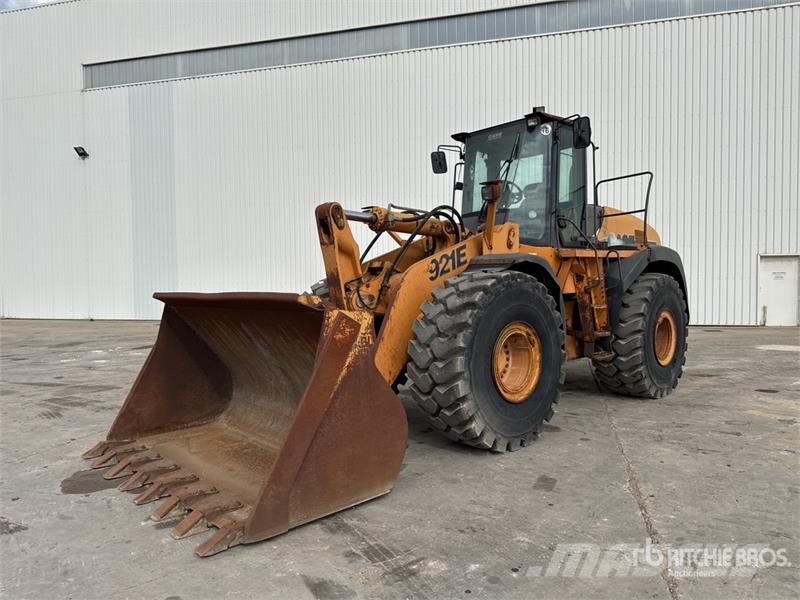 CASE 921F Chargeuse Sur Pneus Wheel Loader Wheel loaders