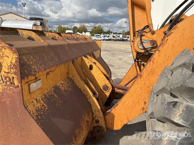 CASE 921F Chargeuse Sur Pneus Wheel Loader Wheel loaders