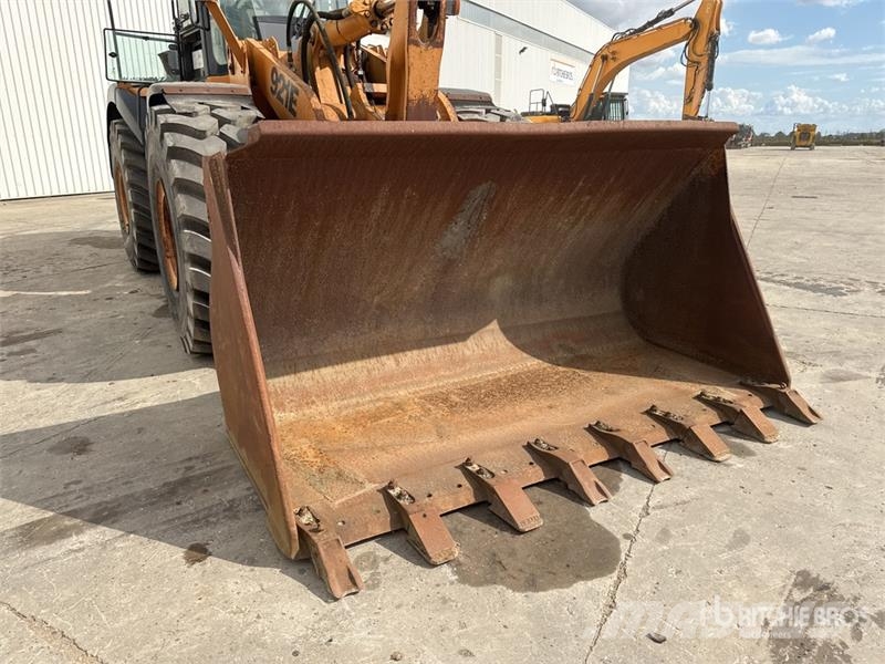 CASE 921F Chargeuse Sur Pneus Wheel Loader Wheel loaders