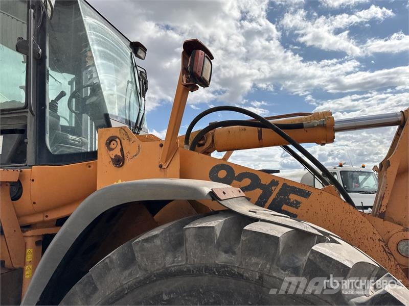 CASE 921F Chargeuse Sur Pneus Wheel Loader Wheel loaders