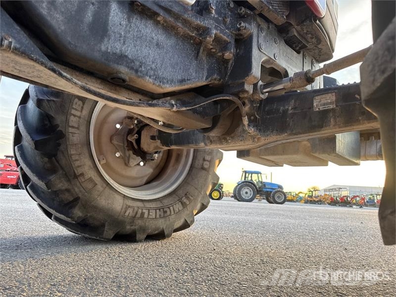 CASE CVX150 4WD Tractor Trattori