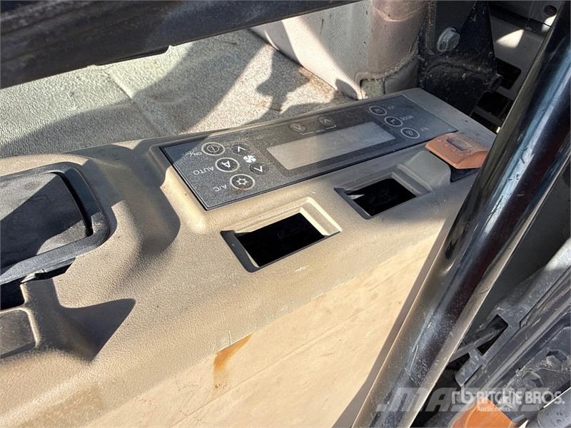 CASE CX 230 B Tracked Excavator Bageri guseničari
