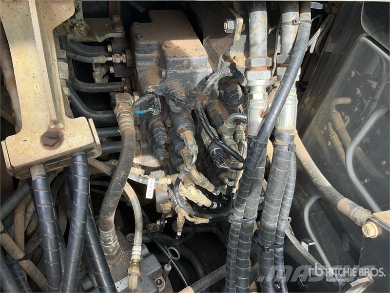 CASE CX130D Tracked Excavator Crawler excavators