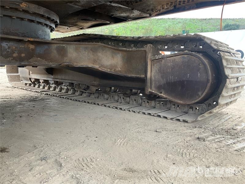 CASE CX210 Crawler excavators