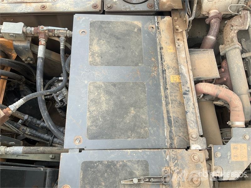 CASE CX210C Raupenbagger