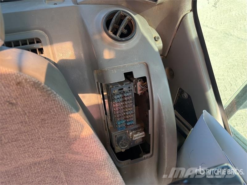 CASE CX235C SR Pelle Sur Chenilles Tracked Excavator 履带挖掘机