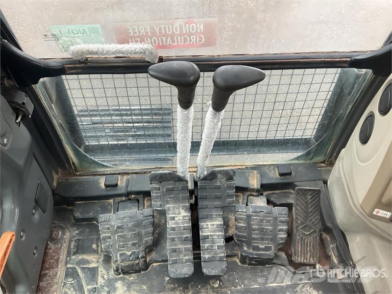 CASE CX240 Lánctalpas kotrók