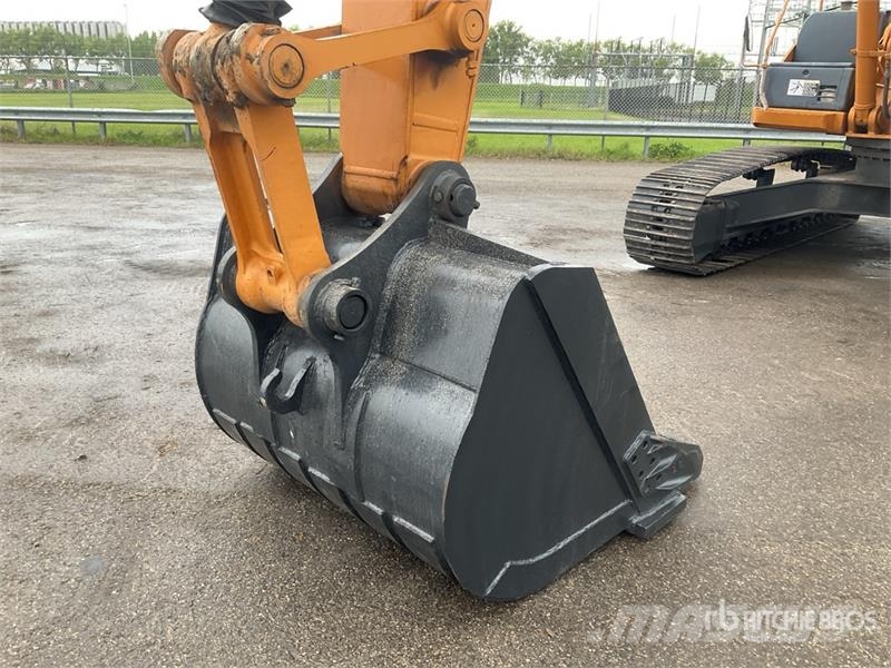 CASE CX240 Lánctalpas kotrók