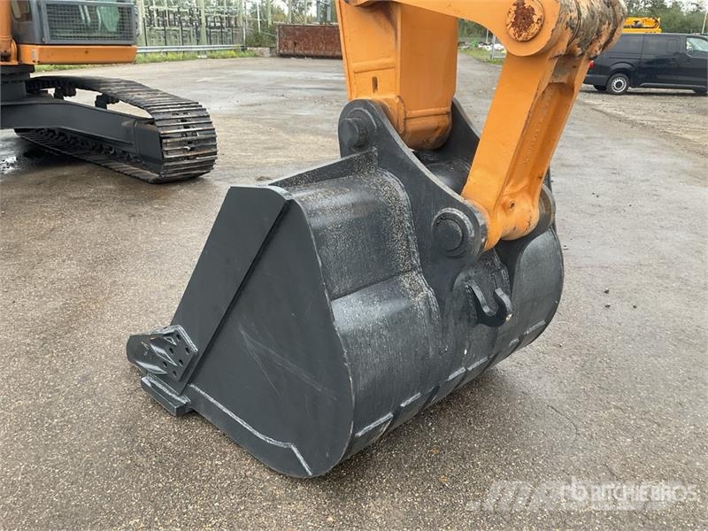 CASE CX240 Lánctalpas kotrók