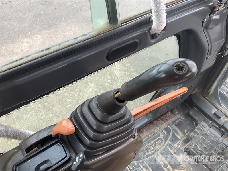 CASE CX240 Lánctalpas kotrók