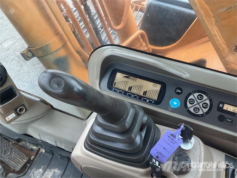 CASE CX240 Lánctalpas kotrók