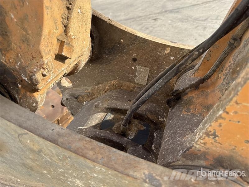 CASE CX250D Pelle Sur Chenille Tracked Excavator Bagri goseničarji